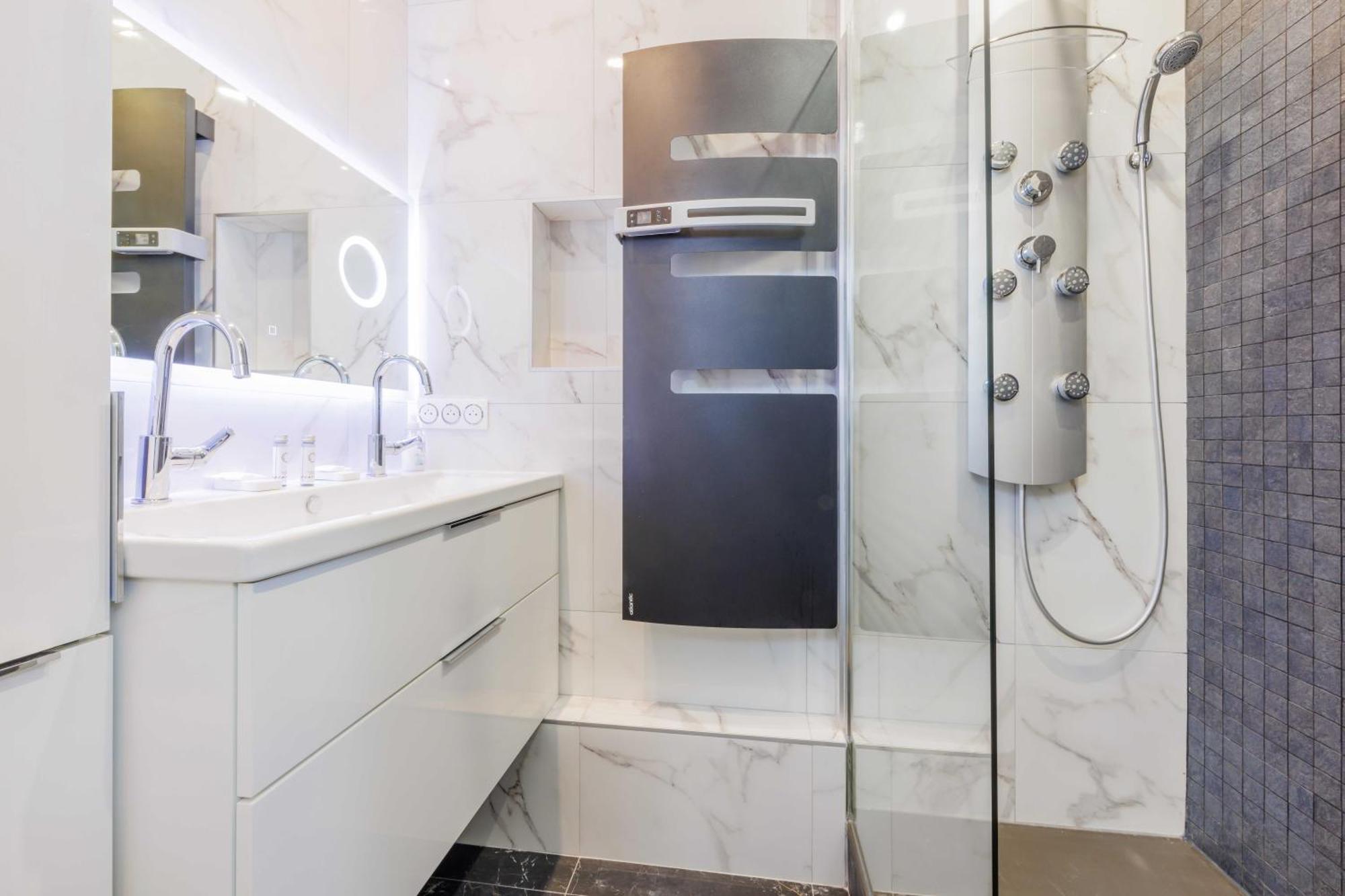 Charmant Appartement 2Br-6P - Gare De L'Est Paris Exterior photo